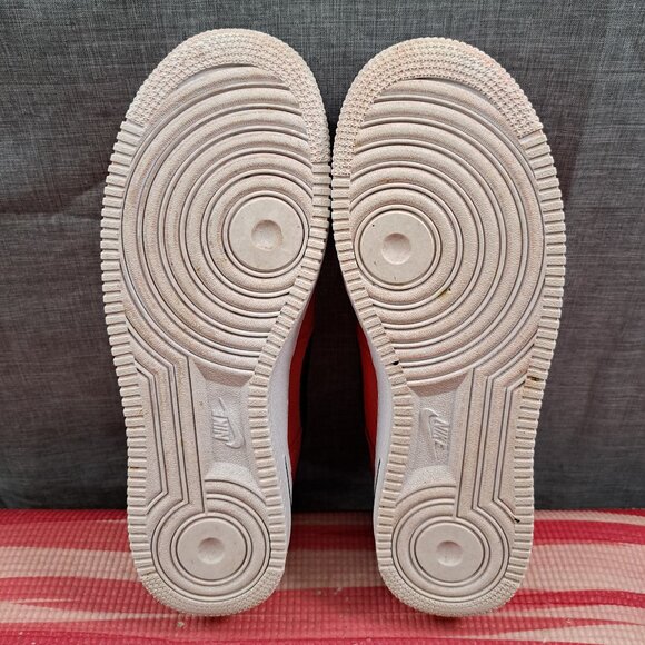 Size 8.5 Nike Air Force 1 NBA University Red Black Statement Game Men's - Picture 6 of 13